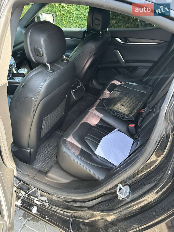 Седан Maserati Ghibli 2013 в Чернівцях фото 5 Седан Maserati Ghibli 2013 в Чернівцях