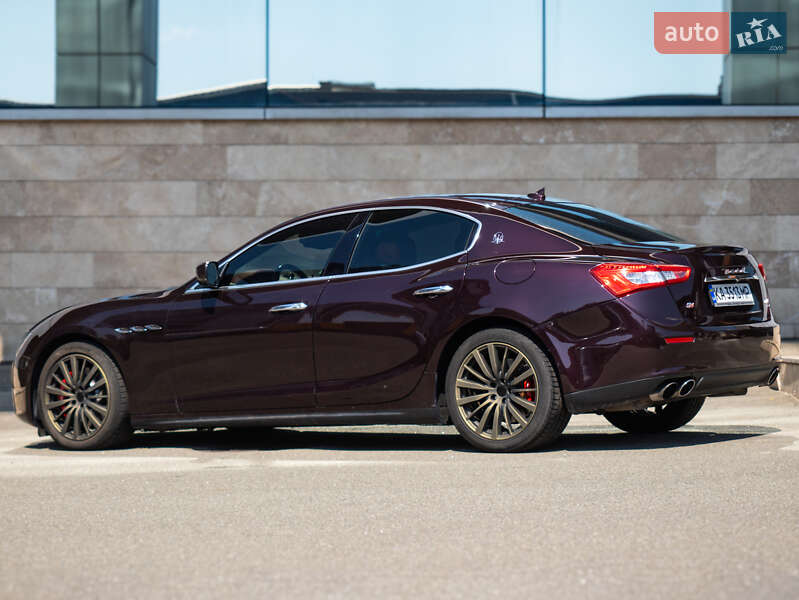 Седан Maserati Ghibli 2014 в Києві