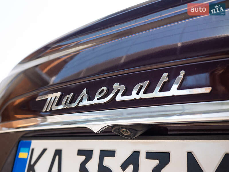 Седан Maserati Ghibli 2014 в Києві