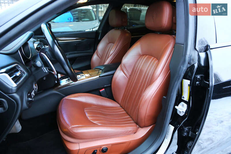 Седан Maserati Ghibli 2015 в Києві