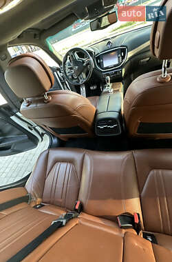 Седан Maserati Ghibli 2013 в Одессе