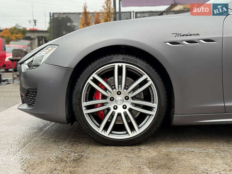 Седан Maserati Ghibli 2018 в Киеве