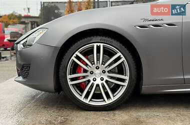 Седан Maserati Ghibli 2018 в 