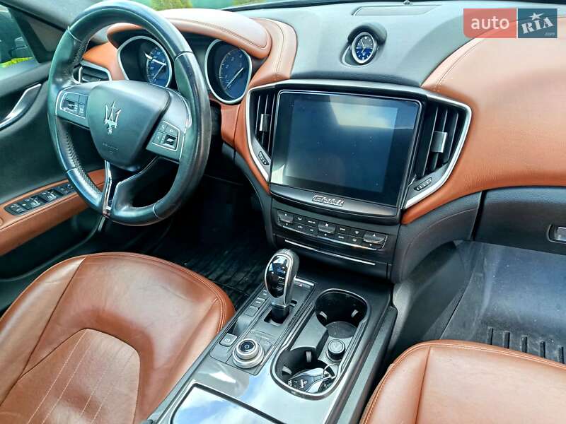Седан Maserati Ghibli 2017 в Львове фото 6 Седан Maserati Ghibli 2017 в Львове