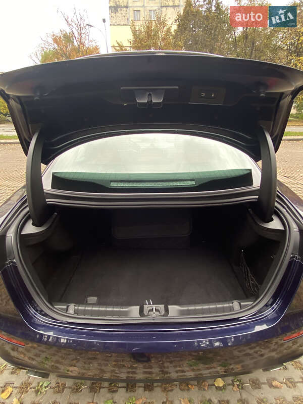 Седан Maserati Ghibli 2016 в Києві