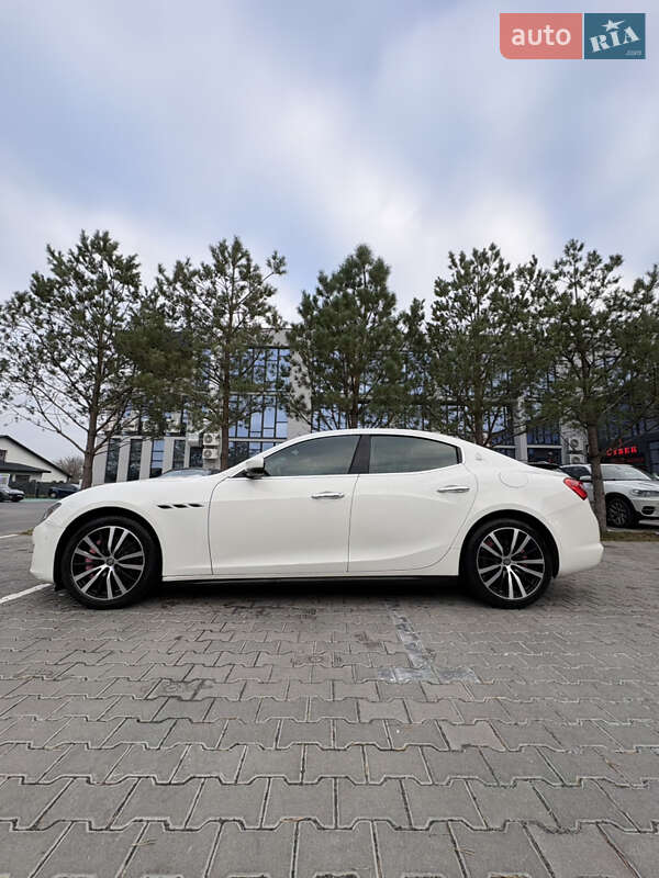 Седан Maserati Ghibli 2018 в Ровно