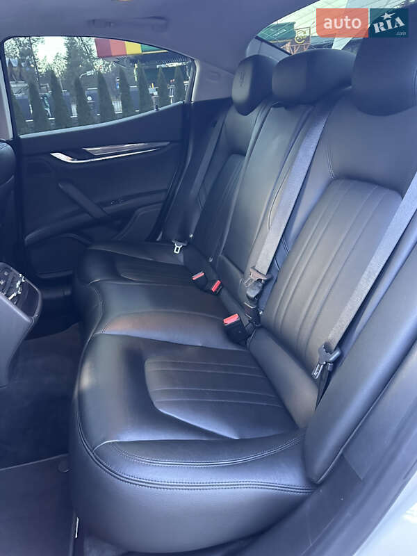 Седан Maserati Ghibli 2020 в Киеве фото 51 Седан Maserati Ghibli 2020 в Киеве