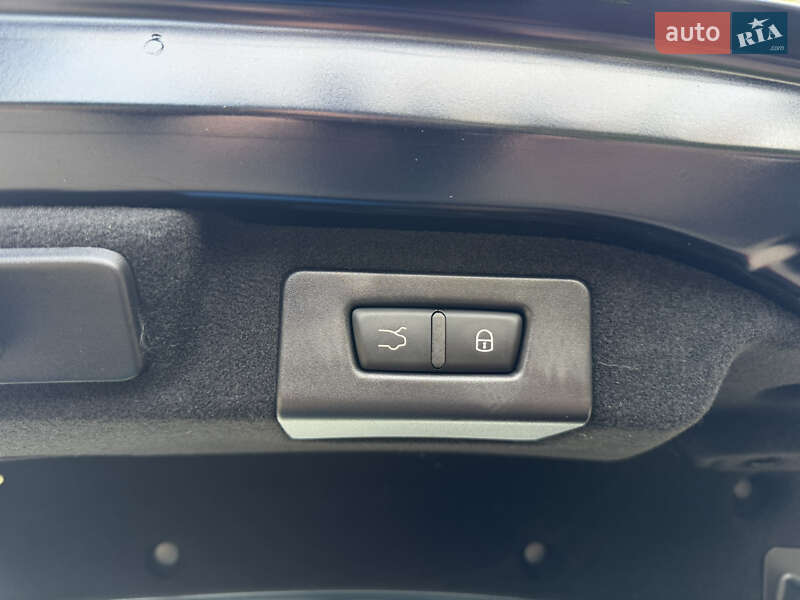 Седан Maserati Ghibli 2020 в Одессе