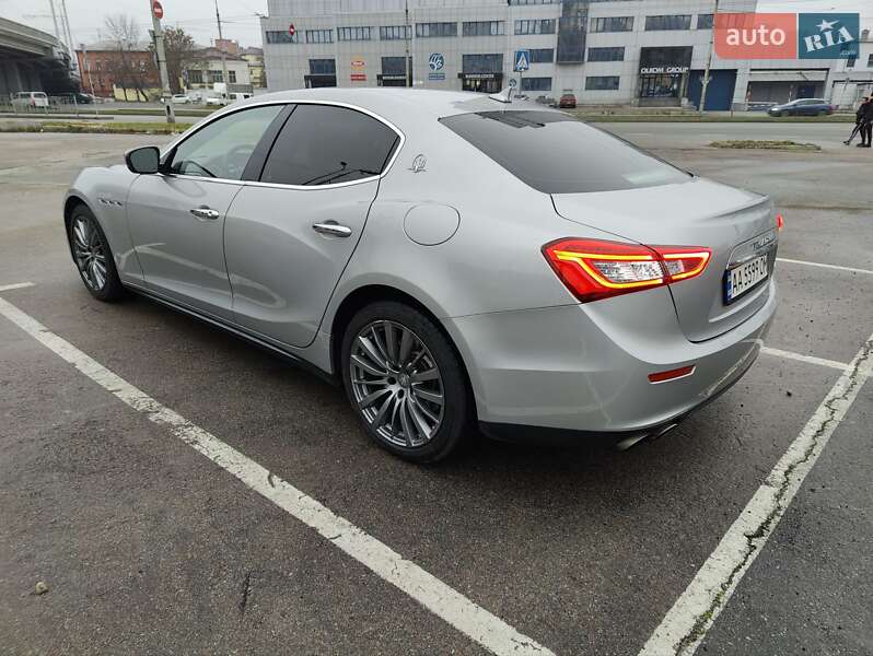 Седан Maserati Ghibli 2017 в Киеве фото 13 Седан Maserati Ghibli 2017 в Киеве