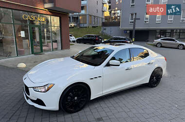 Седан Maserati Ghibli 2014 в Львове