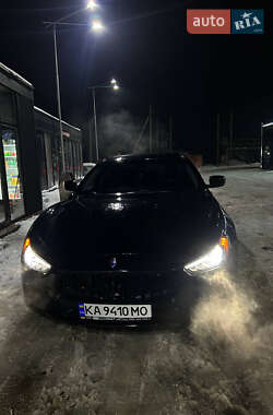 Седан Maserati Ghibli 2014 в Львове