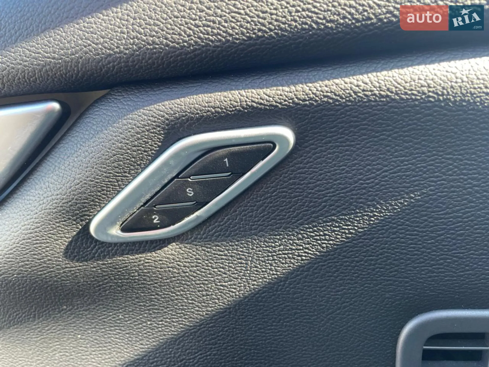 2014 Maserati Ghibli - мініатюра 32