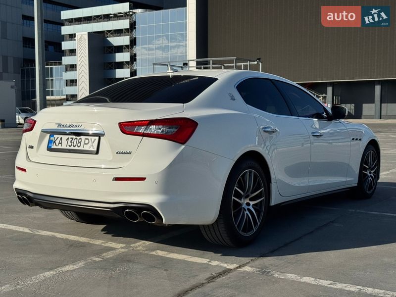 Maserati Ghibli 2020