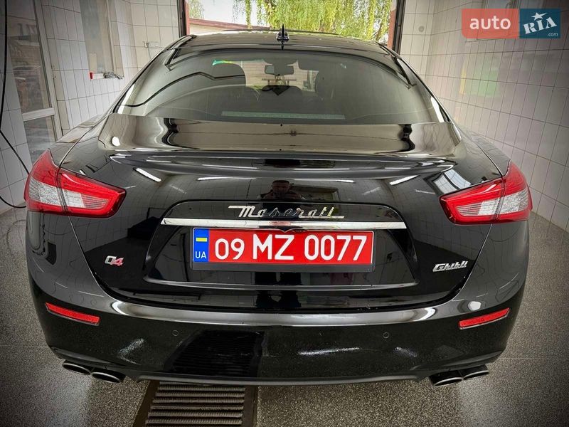 Седан Maserati Ghibli 2014 в Івано-Франківську