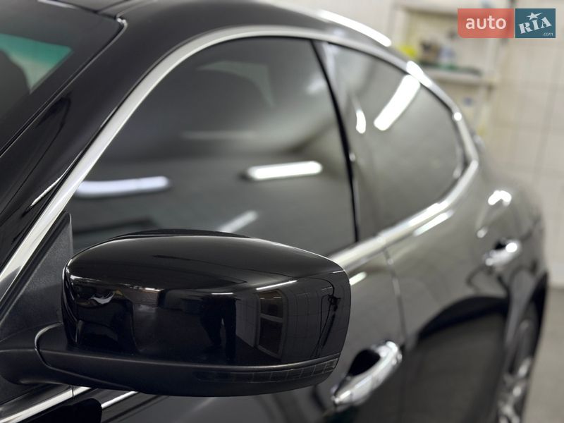 Седан Maserati Ghibli 2014 в Івано-Франківську