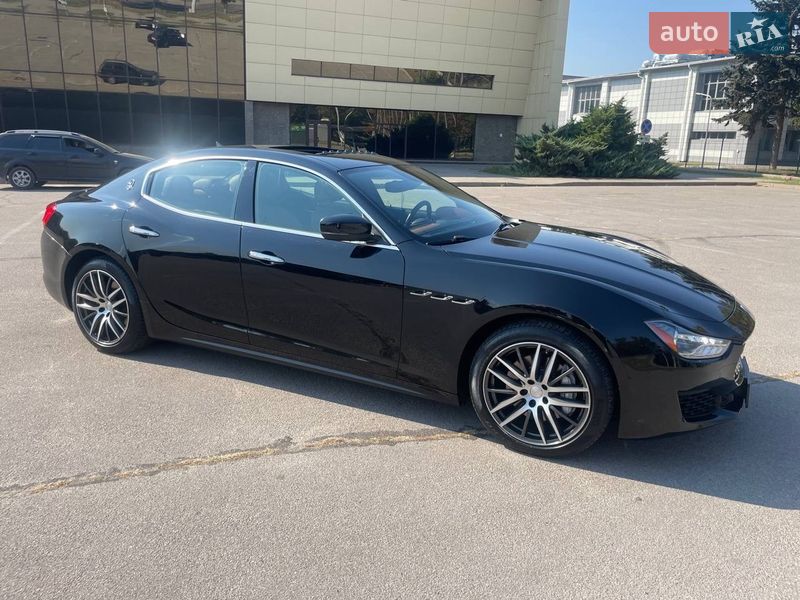 Maserati Ghibli 2019
