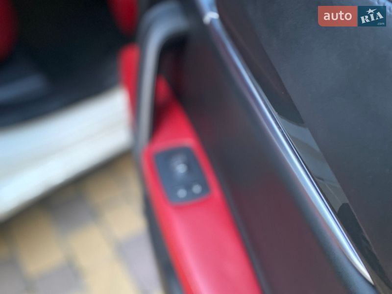 Седан Maserati Ghibli 2016 в Могилів-Подільському