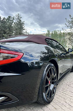 Купе Maserati GranCabrio 2010 в 