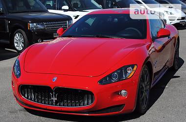 Купе Maserati GranTurismo 2011 в Киеве