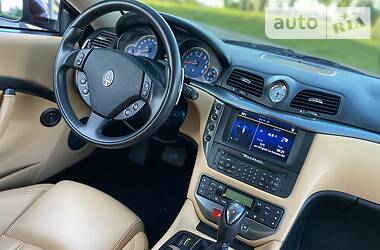 Купе Maserati GranTurismo 2008 в 