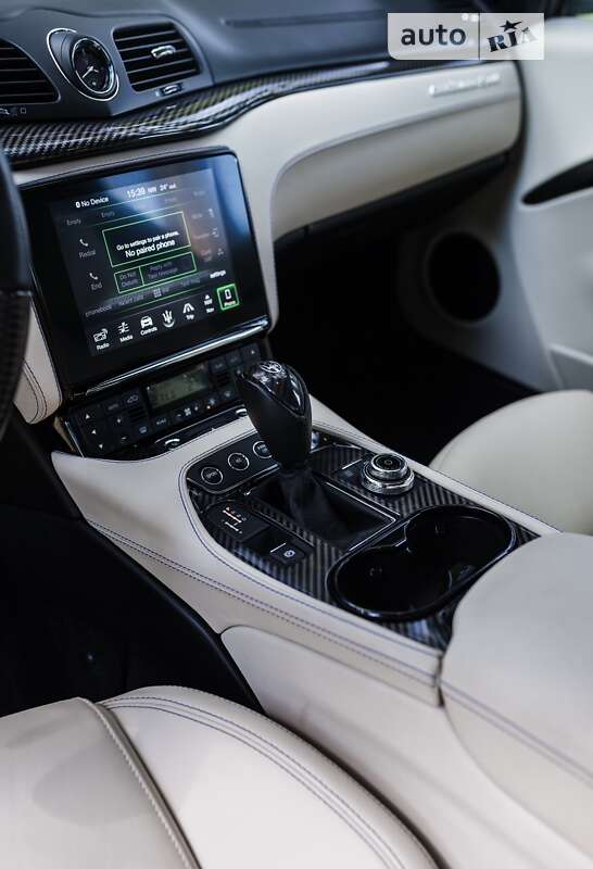 Купе Maserati GranTurismo 2017 в Києві