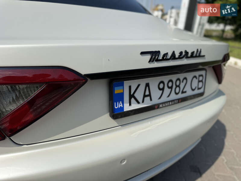 Купе Maserati GranTurismo 2008 в Киеве