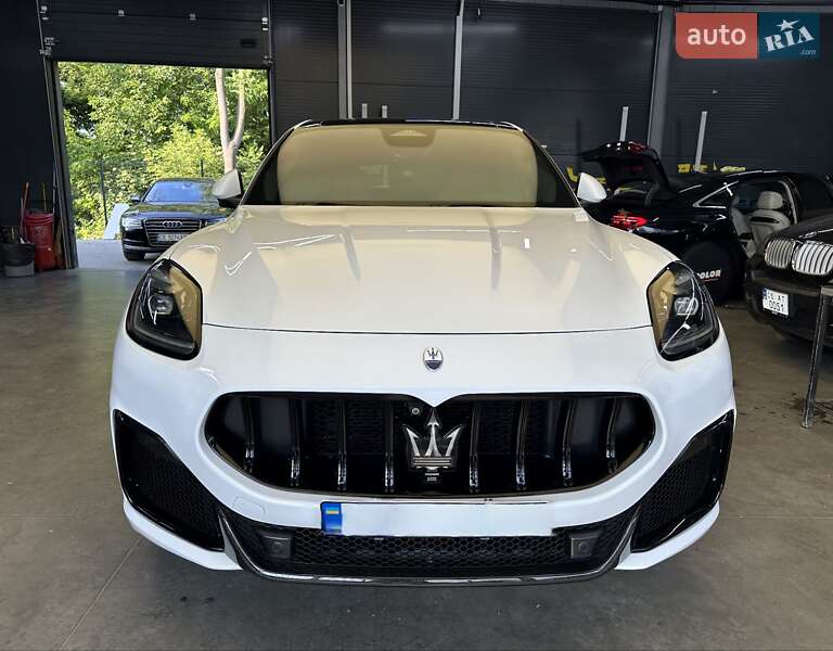 Позашляховик / Кросовер Maserati Grecale 2022 в Києві фото 9 Позашляховик / Кросовер Maserati Grecale 2022 в Києві