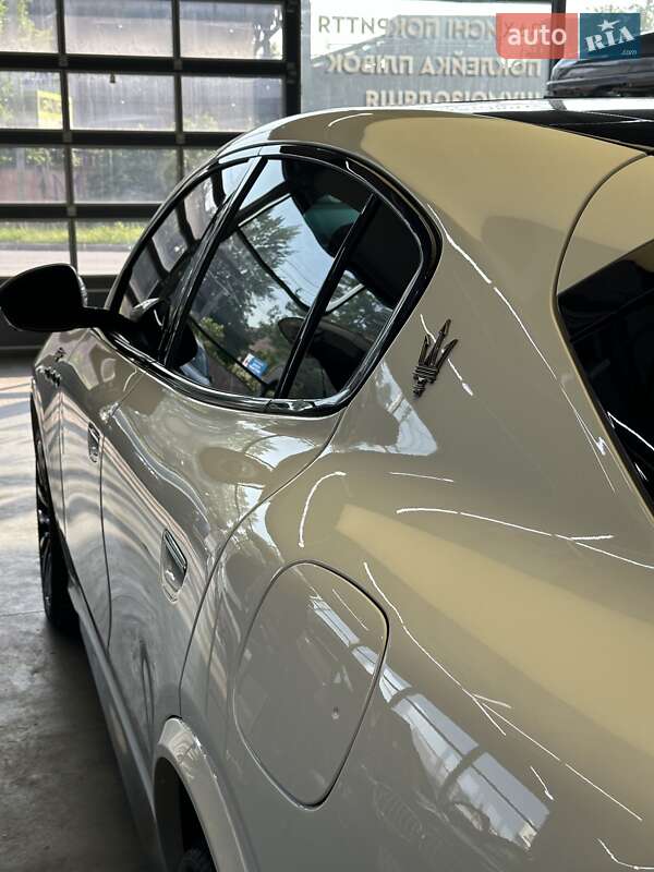 Позашляховик / Кросовер Maserati Grecale 2022 в Києві фото 14 Позашляховик / Кросовер Maserati Grecale 2022 в Києві