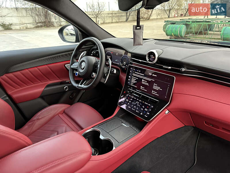 Позашляховик / Кросовер Maserati Grecale 2024 в Одесі фото 22 Позашляховик / Кросовер Maserati Grecale 2024 в Одесі