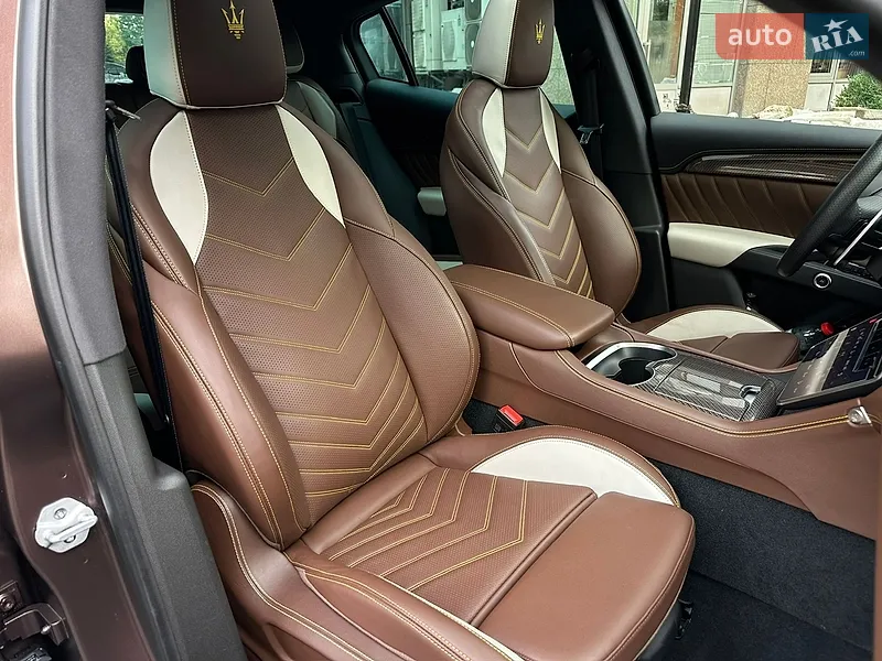 Maserati Grecale 2024 VIN ZN6PMDDC0R7455151 фото оголошення 18 з 31