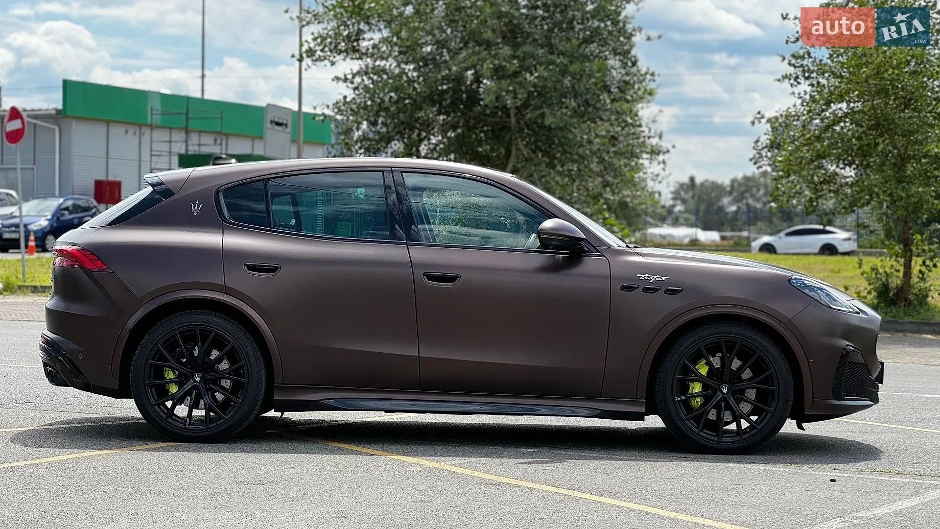 Maserati Grecale 2024 VIN ZN6PMDDC0R7455151 фото оголошення 17 з 53