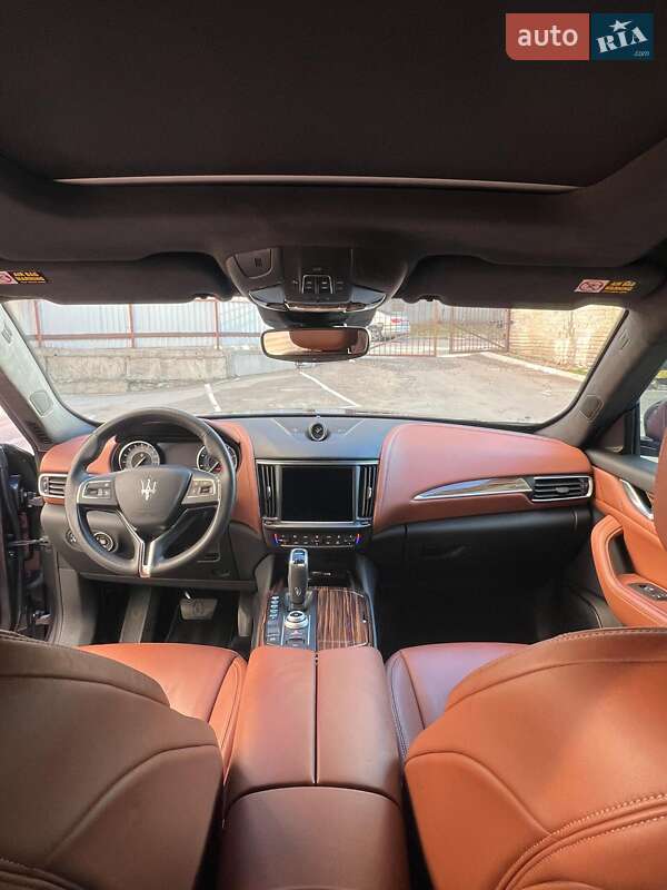 Внедорожник / Кроссовер Maserati Levante 2021 в Киеве фото 19 Внедорожник / Кроссовер Maserati Levante 2021 в Киеве