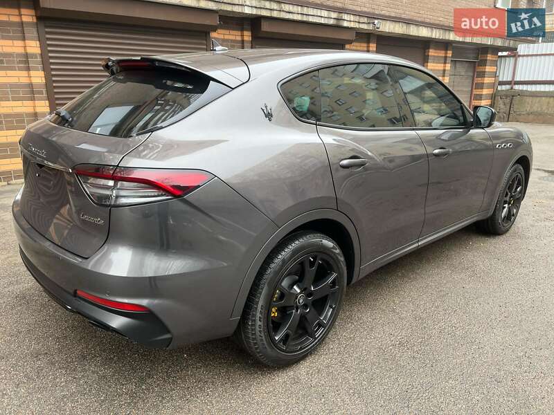 Внедорожник / Кроссовер Maserati Levante 2021 в Киеве фото 12 Внедорожник / Кроссовер Maserati Levante 2021 в Киеве