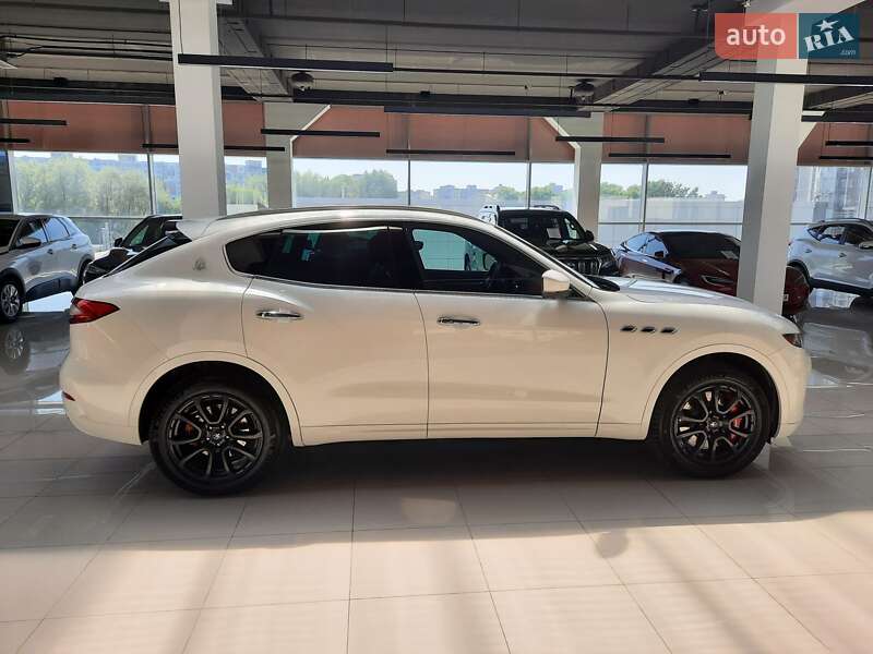 Позашляховик / Кросовер Maserati Levante 2018 в Хмельницькому