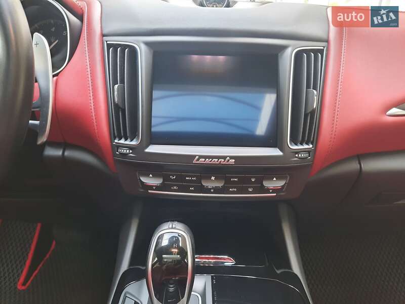 Позашляховик / Кросовер Maserati Levante 2018 в Хмельницькому