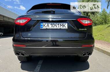 Позашляховик / Кросовер Maserati Levante 2016 в Києві