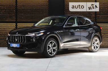 Внедорожник / Кроссовер Maserati Levante 2018 в Луцке