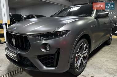 Позашляховик / Кросовер Maserati Levante 2019 в Києві