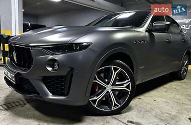 Позашляховик / Кросовер Maserati Levante 2019 в Києві