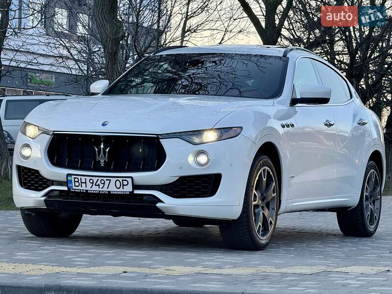 Внедорожник / Кроссовер Maserati Levante 2016 в Одессе