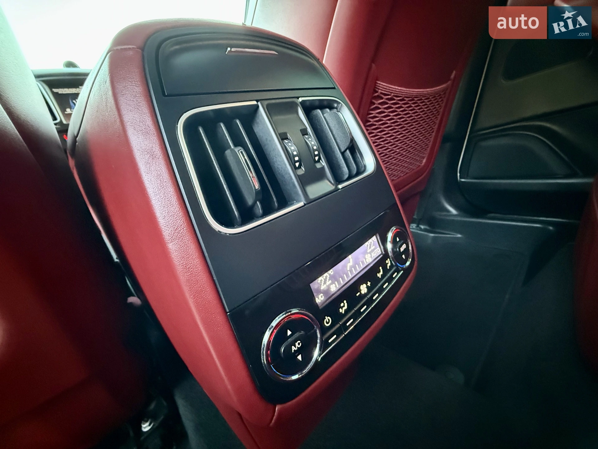 2016 Maserati Levante - мініатюра 78