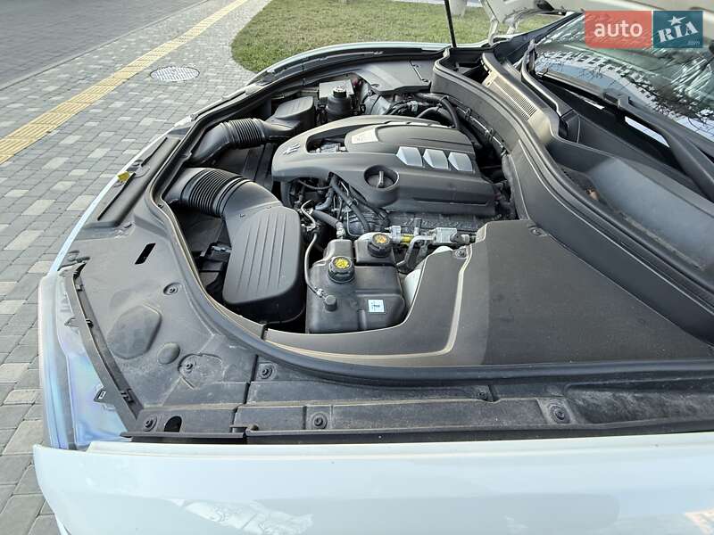 Внедорожник / Кроссовер Maserati Levante 2016 в Одессе