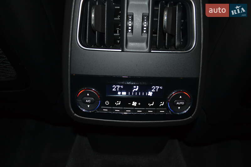 Позашляховик / Кросовер Maserati Levante 2018 в Києві фото 20 Позашляховик / Кросовер Maserati Levante 2018 в Києві