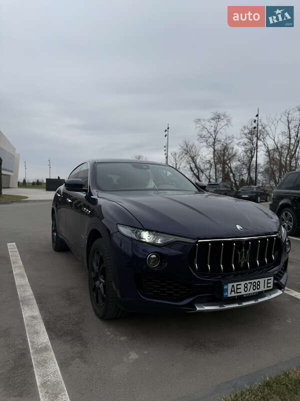 Позашляховик / Кросовер Maserati Levante 2018 в Дніпрі