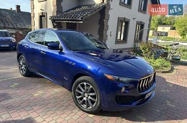 Внедорожник / Кроссовер Maserati Levante 2020 в Киеве