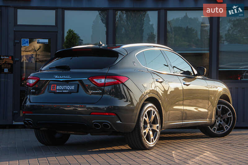 Внедорожник / Кроссовер Maserati Levante 2017 в Одессе