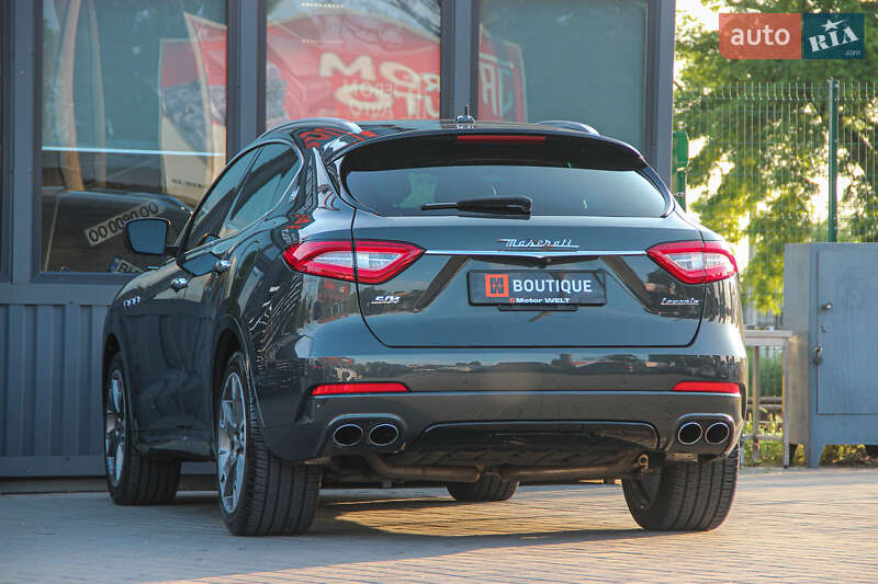 Внедорожник / Кроссовер Maserati Levante 2017 в Одессе