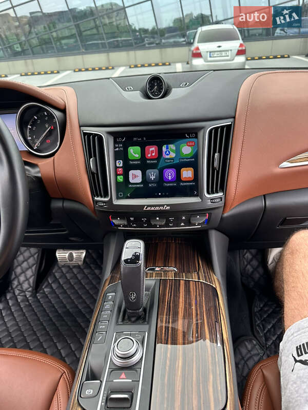 Позашляховик / Кросовер Maserati Levante 2019 в Києві