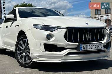 Позашляховик / Кросовер Maserati Levante 2017 в Києві