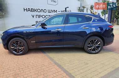 Внедорожник / Кроссовер Maserati Levante 2019 в Одессе